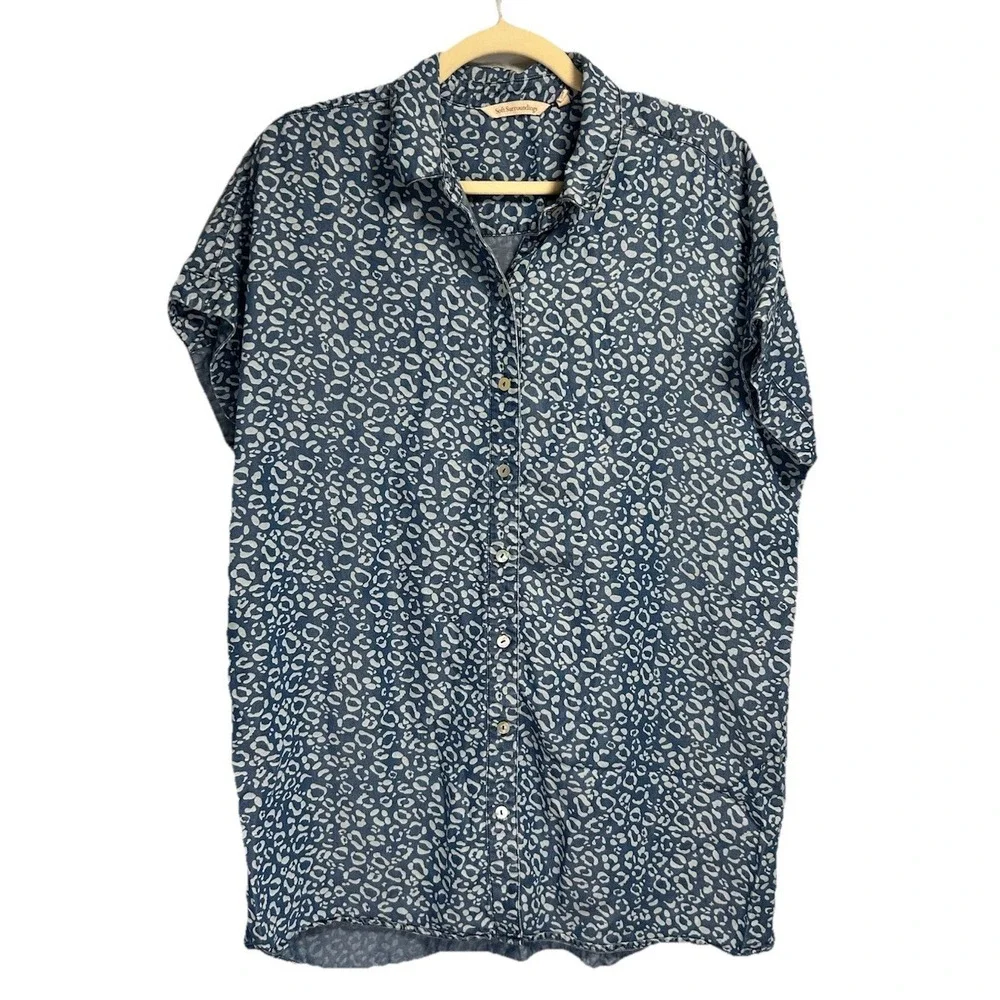 Soft Surroundings Top Womens‎ Medium Blue Leopard Geometric Print Boho Button Up